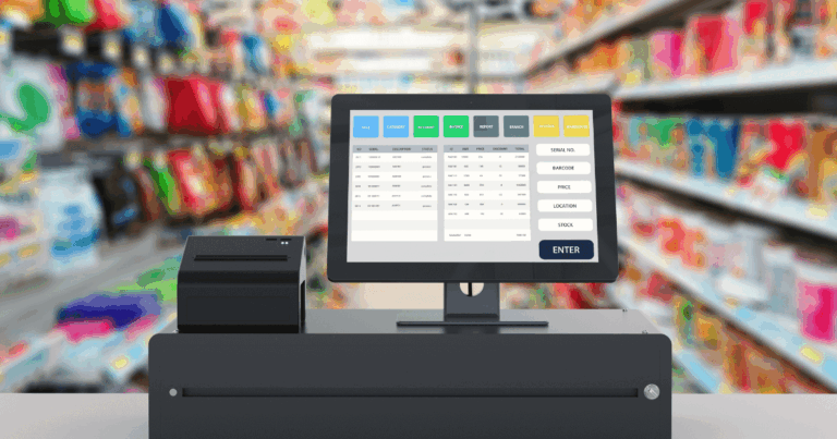 Sistema PDV em funcionamento em uma loja, exibindo interface de vendas com controle de estoque, categorias e relatórios.